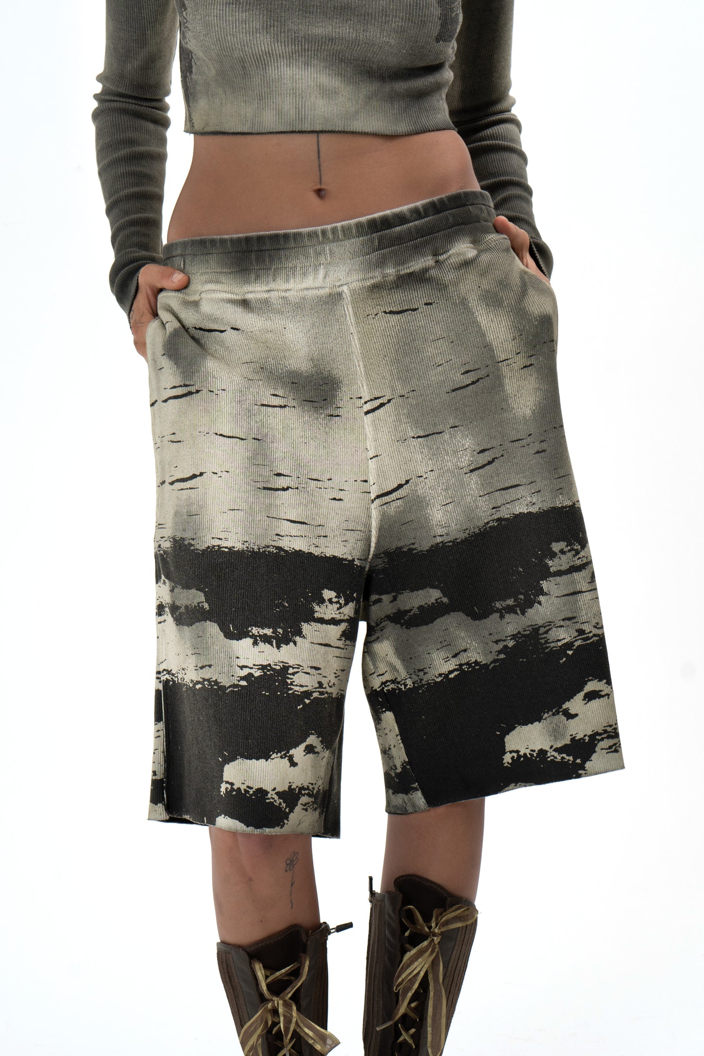 Oversized printed boxer shorts