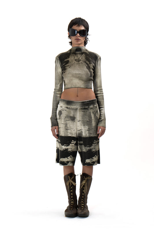 Long-Sleeve Crop Top with VEILED ANGEL Print