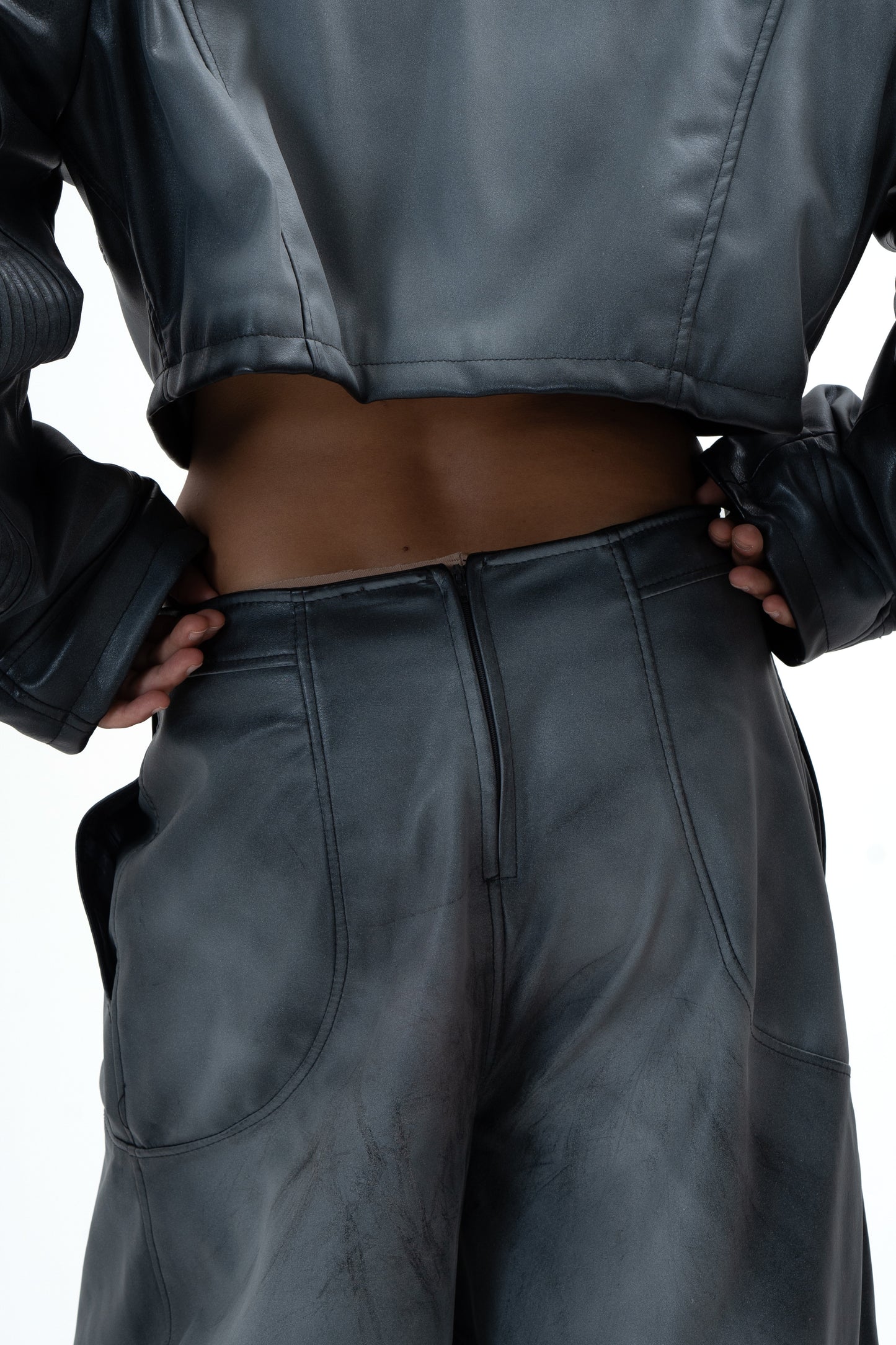 Oversized cargo pants