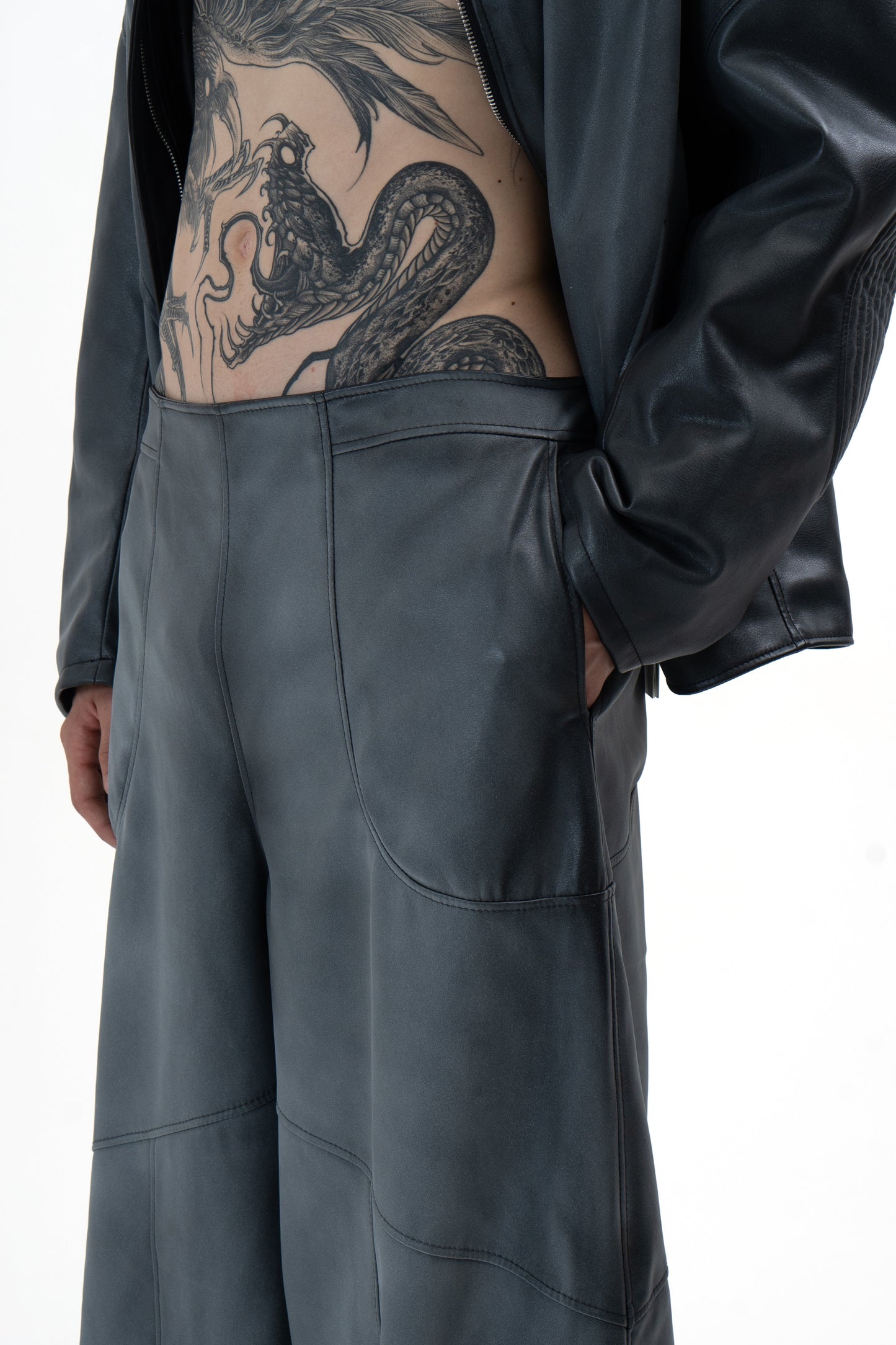 Oversized cargo pants